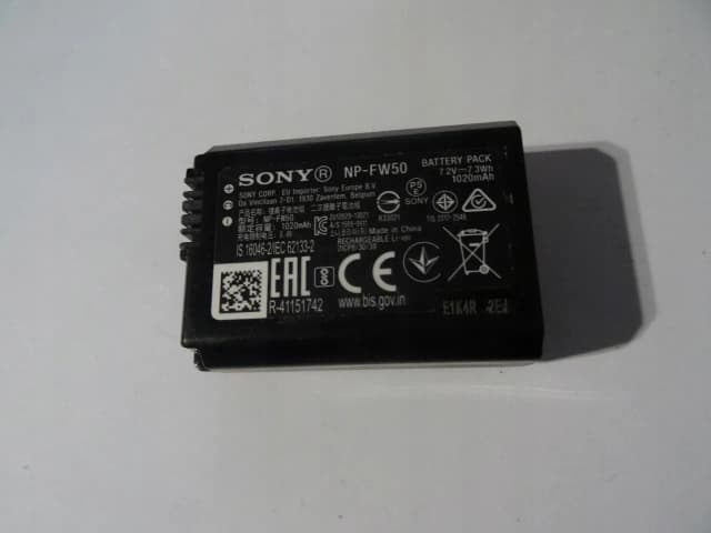 Jakie baterie do Sony A6000? Najlepsze opcje i rekomendacje użytkowników Jakie baterie do Sony A6000? Najlepsze opcje i rekomendacje użytkowników